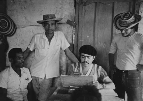 Grupo de estudios, Ulianov Chalarka al centro. Aguasnegras. 1973