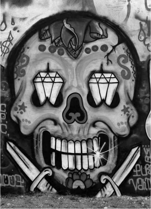 Detalle. Brilliant
Graffiti Skull Mexican Style in Amoreiras Hall of Fame, Lisbon - 2007